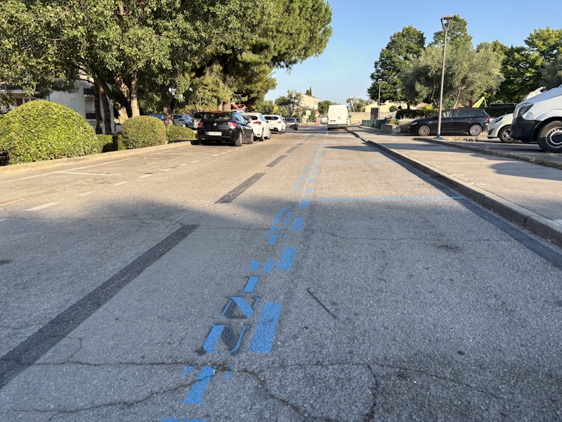 Parking de la Mairie Zone bleue Poussan